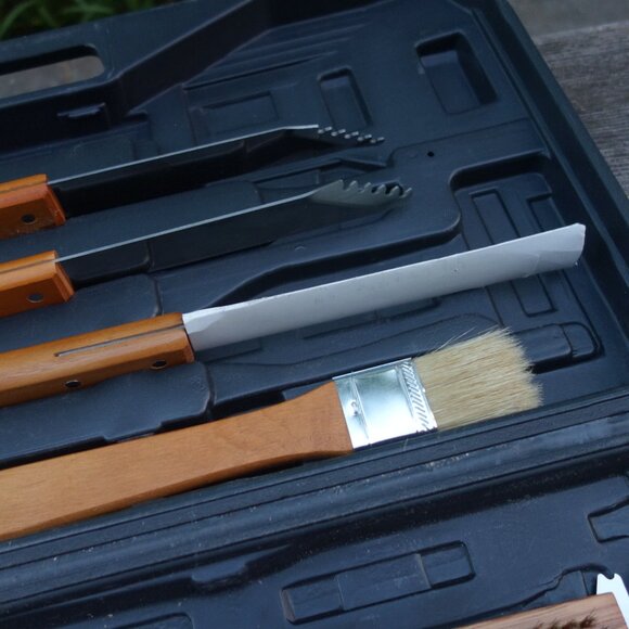 Nice Wood Handle BBQ Set with Plastic Carrying Case Like New! - Picture 10 of 16